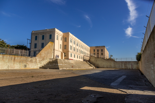 Alcatraz 32